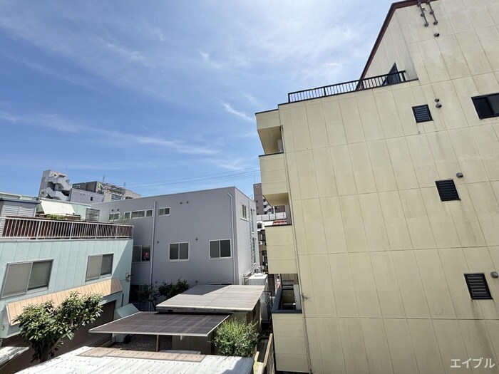 物件内観写真22　(室内からの展望)