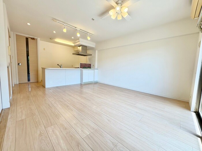 物件内観写真4　(居室)