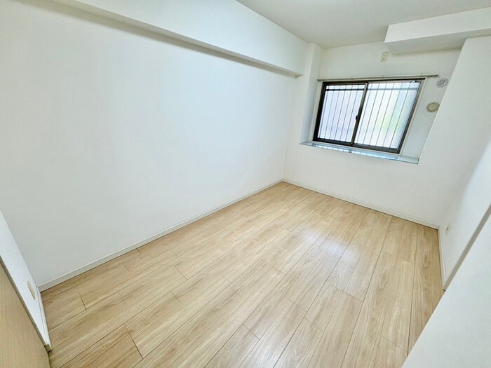 物件内観写真6　(居室)