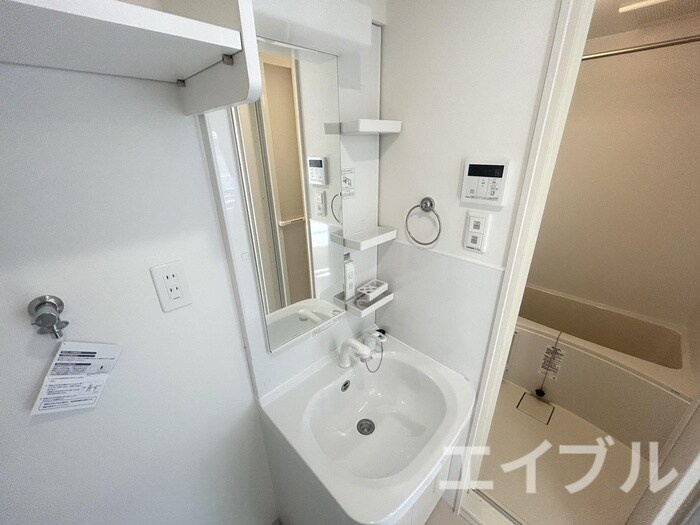 物件内観写真12　(洗面)