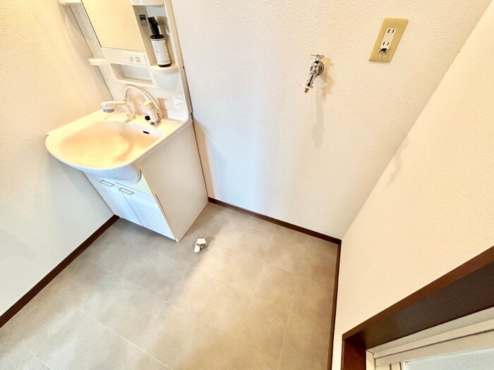 物件内観写真16　(内観写真)