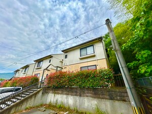 ヴィラ・サンロイヤルＥ外観写真