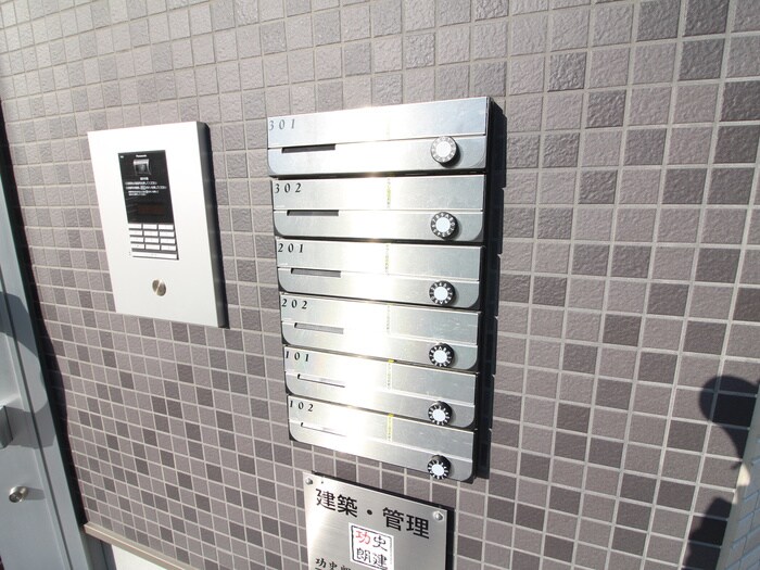 物件外観写真6　(建物設備)