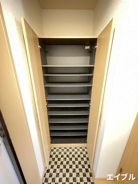 物件内観写真14　(靴箱)