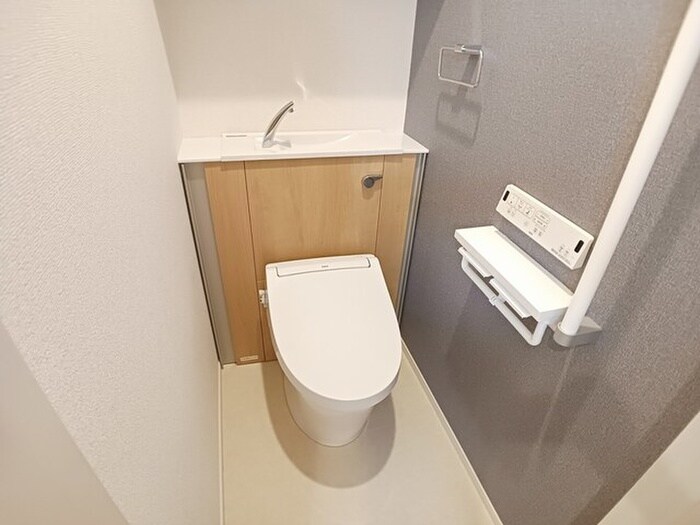 物件内観写真7　(トイレ)