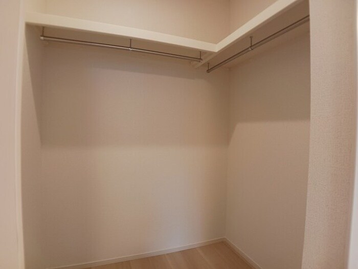 物件内観写真9　(収納)