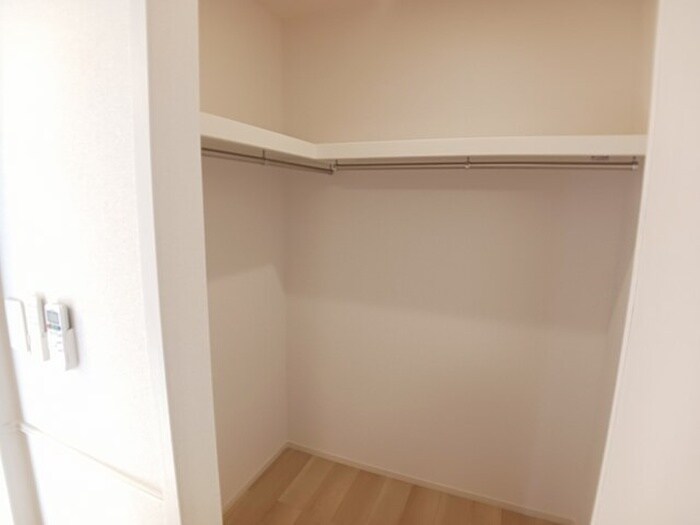 物件内観写真9　(収納)