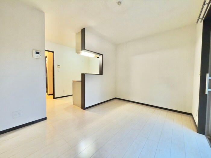 物件内観写真6　(居室)