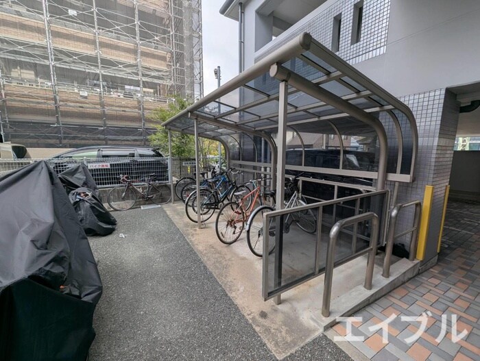 物件外観写真6　(駐輪場)