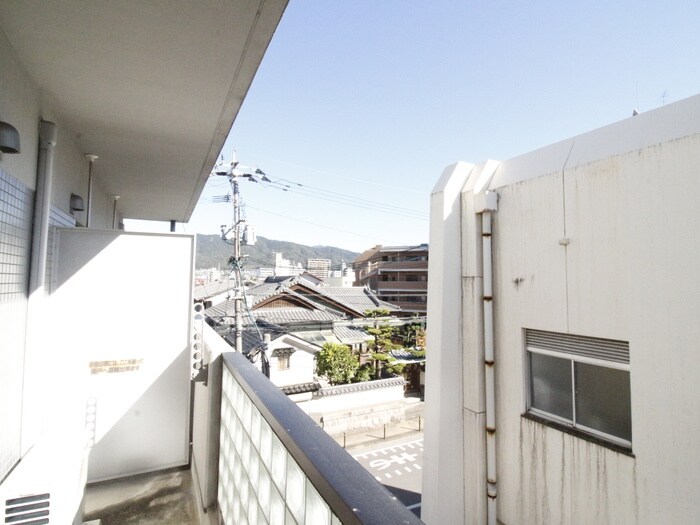 物件内観写真14　(室内からの展望)