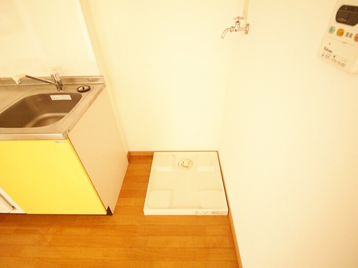 物件内観写真21　(洗濯機置場)