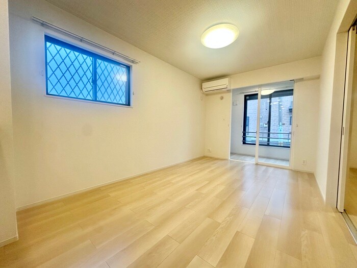 物件内観写真5　(居室)