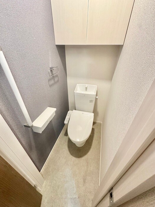 物件内観写真8　(トイレ)