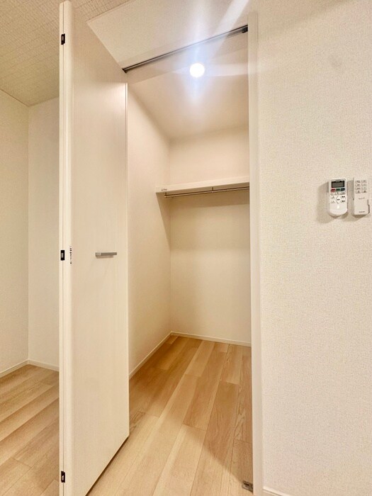 物件内観写真10　(収納)