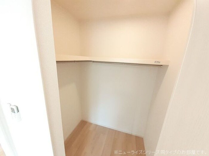 物件内観写真10　(収納)