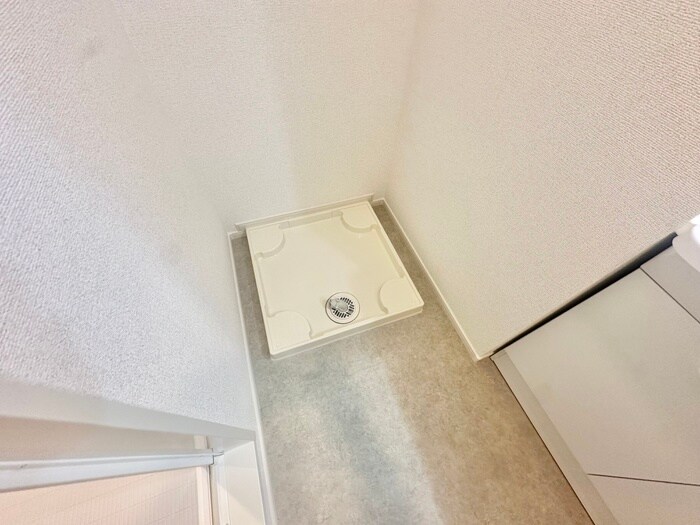 物件内観写真13　(洗濯機置場)