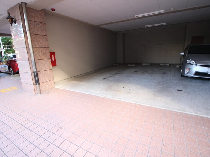 メモリアル博多の駐車場