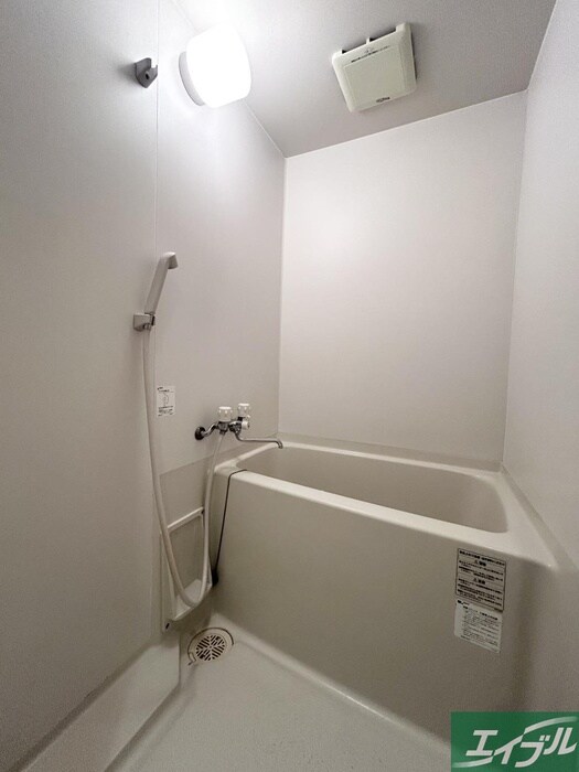 物件内観写真12　(バス／シャワールーム等)