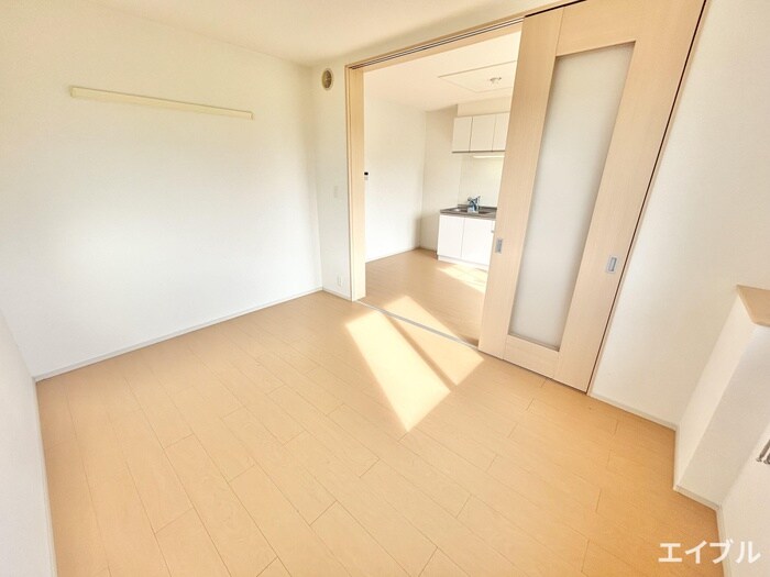 物件内観写真6　(居室)