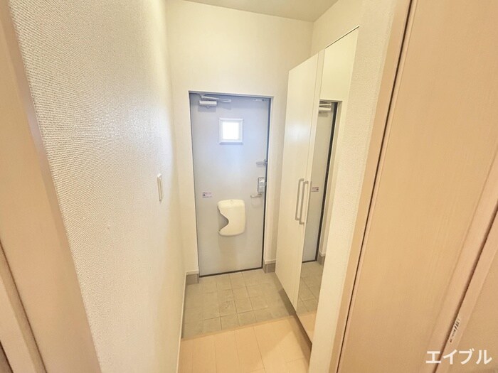 物件内観写真11　(靴箱)