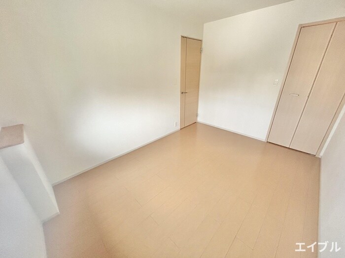 物件内観写真13　(居室)