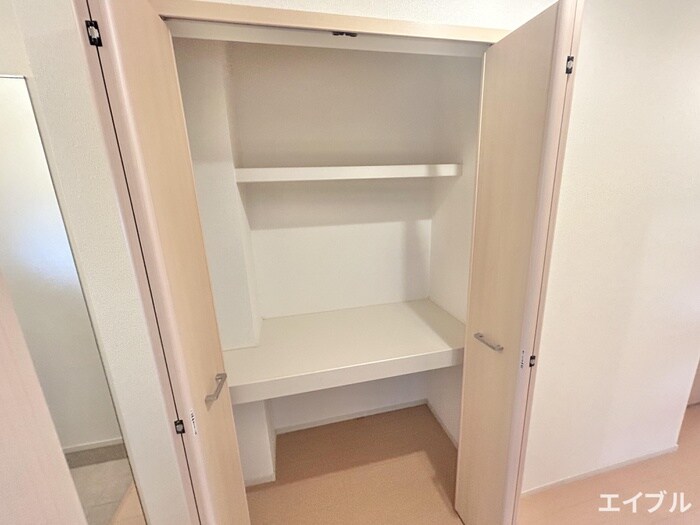 物件内観写真16　(収納)