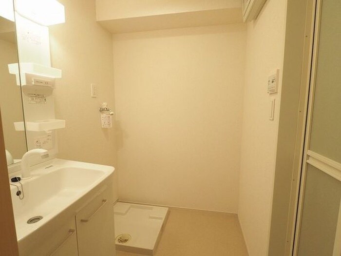 物件内観写真9　(洗面)