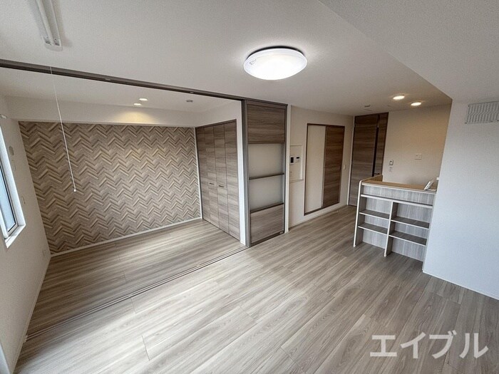 物件内観写真5　(居室)