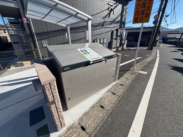 物件外観写真4　(建物設備)