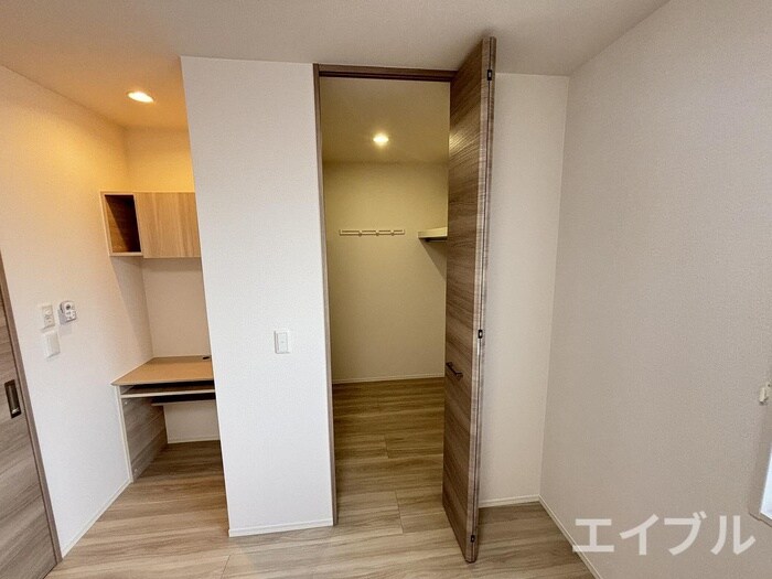 物件内観写真9　(収納)