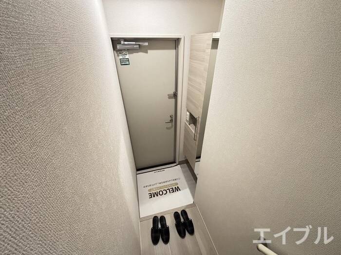 物件内観写真10　(玄関)