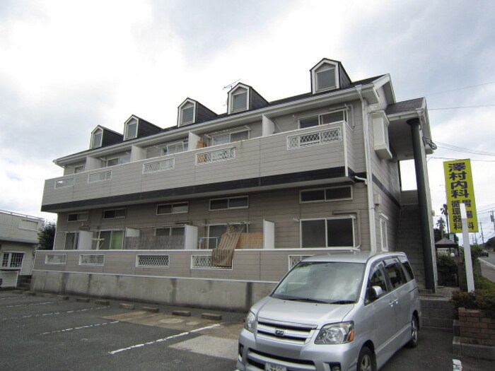 物件外観写真2　(駐車場)