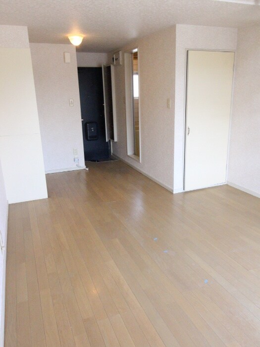 物件内観写真5　(居室)