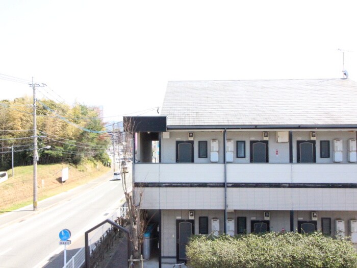 物件内観写真9　(室内からの展望)