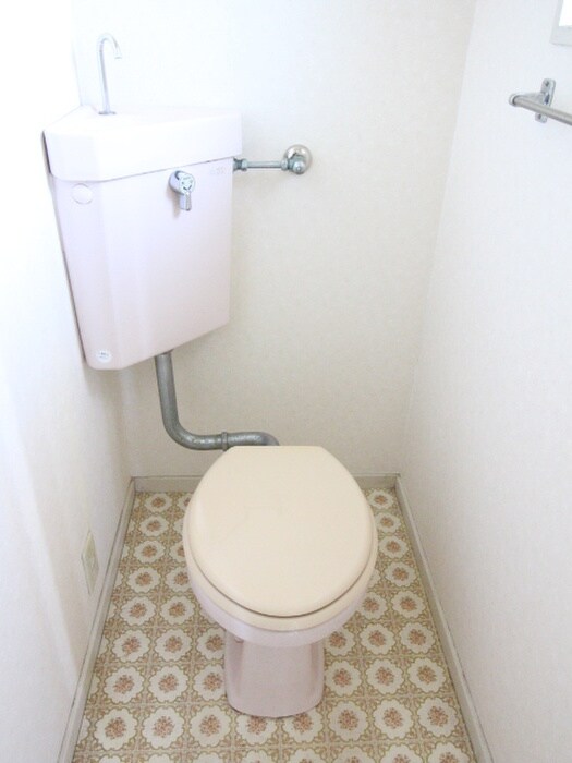 物件内観写真10　(トイレ)