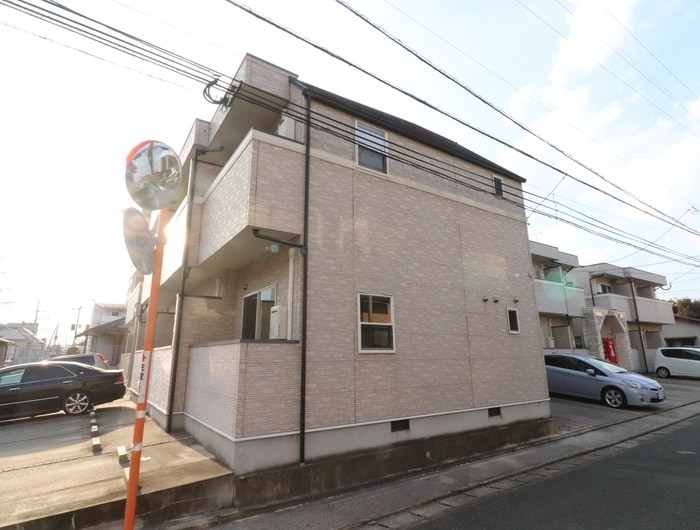 物件外観写真3　(外観写真)