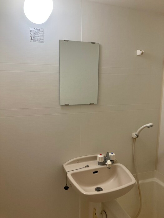 物件内観写真13　(洗面)