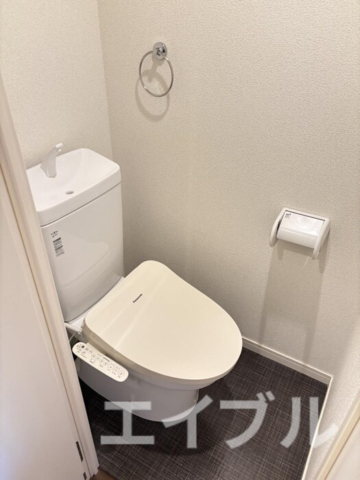 物件内観写真11　(トイレ)