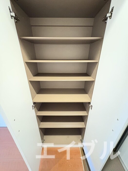 物件内観写真14　(靴箱)