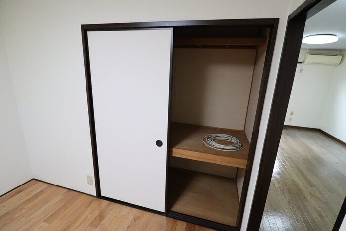 物件内観写真14　(収納)