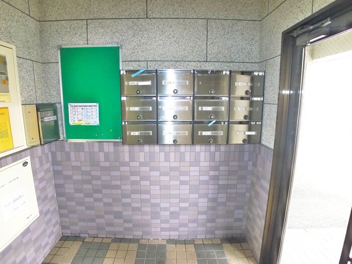 物件外観写真4　(建物設備)