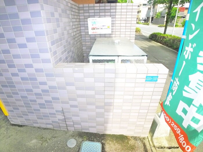 物件外観写真6　(建物設備)