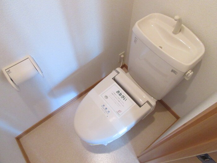 物件内観写真14　(トイレ)