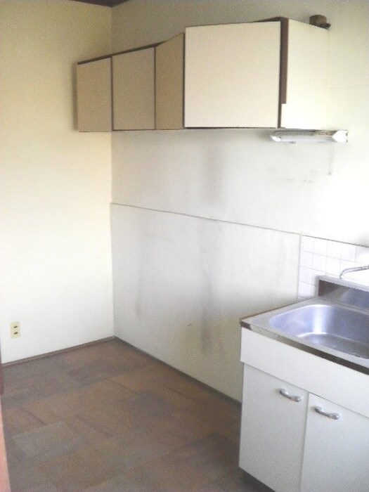 物件内観写真4　(居室)