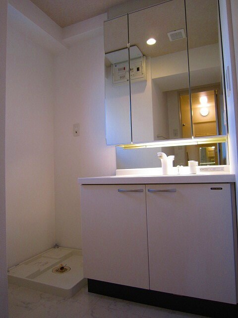 物件内観写真11　(洗面)