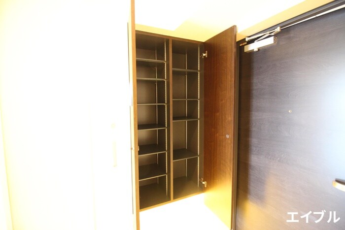 物件内観写真16　(靴箱)