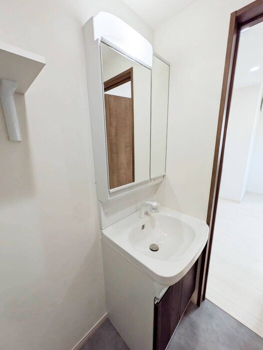 物件内観写真10　(洗面)