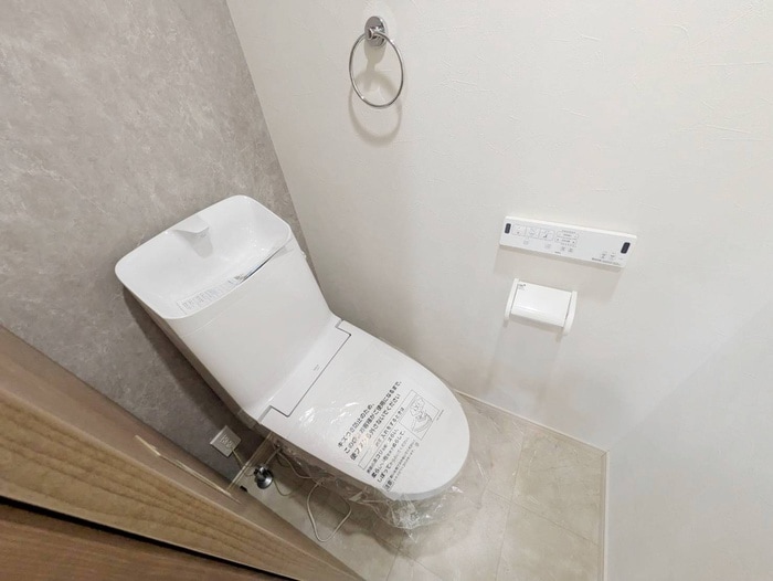 物件内観写真11　(トイレ)