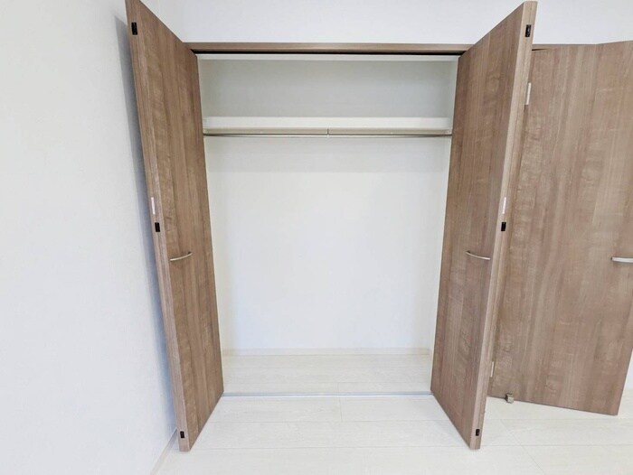 物件内観写真12　(収納)