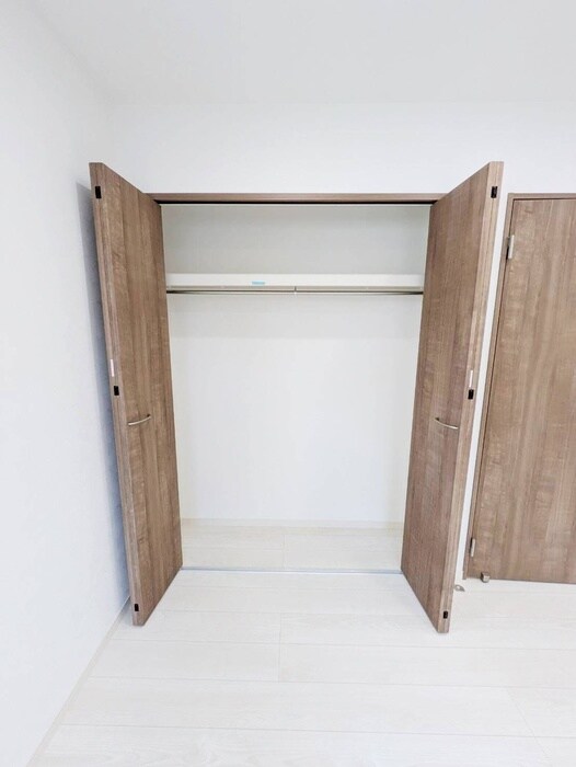 物件内観写真13　(収納)